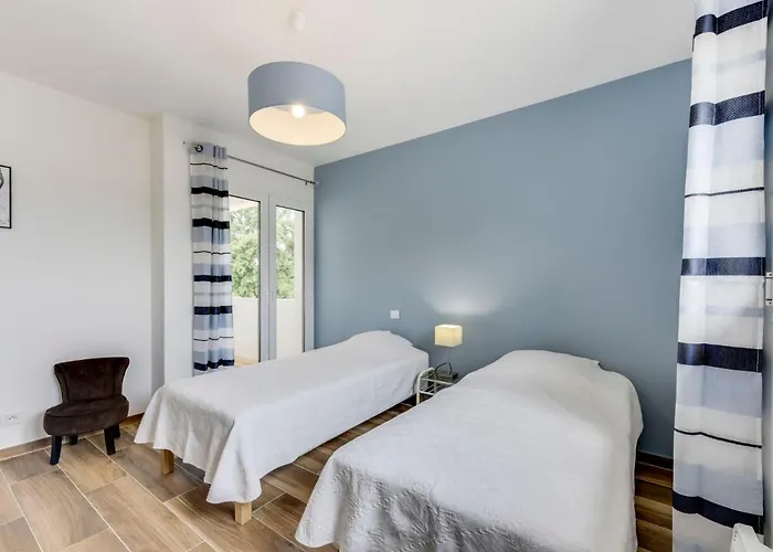 Les Hautes Terres By Interhome Hébergement de vacances Cogolin